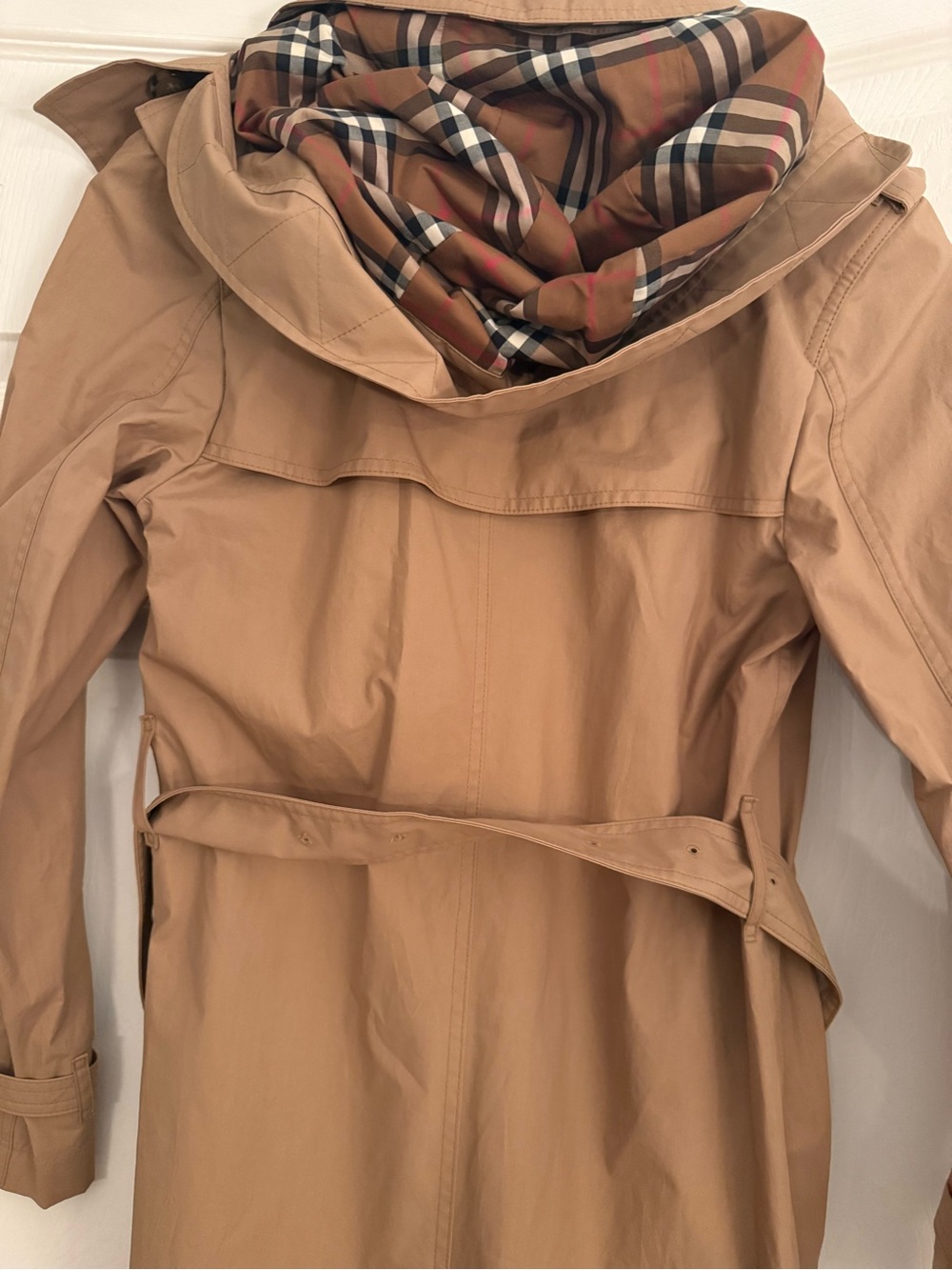 Burberry Double-Breasted Camel Trench Coat - Picture 7 of 12